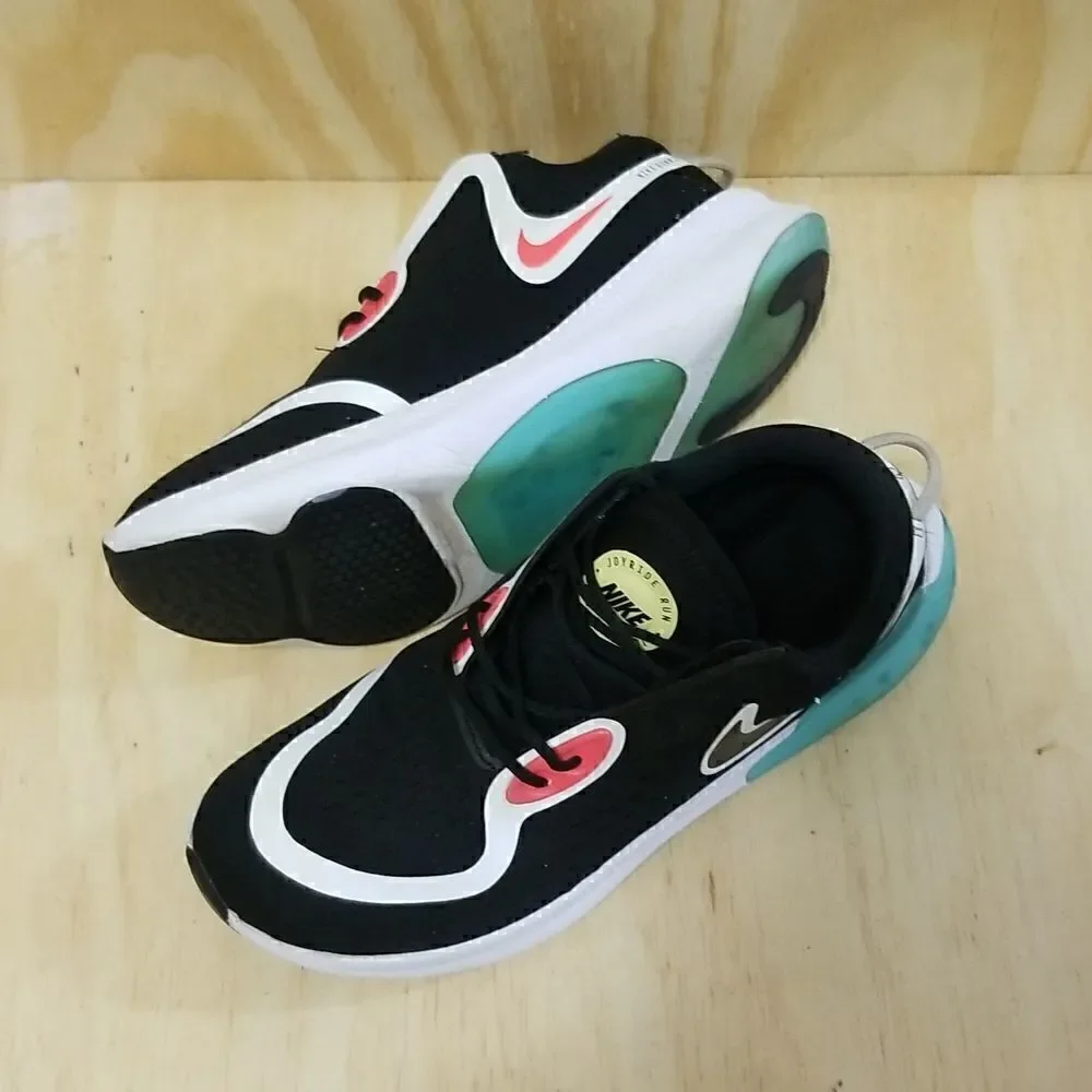 Nike Joyride Dual Run Wmn's Running Trainers 8 1/2 ( EU 39 )